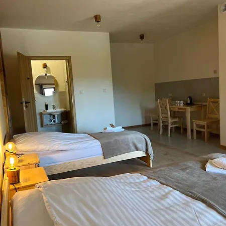 Hostel Kacze Bagno - Miejsce Inicjatyw Pozytywnych