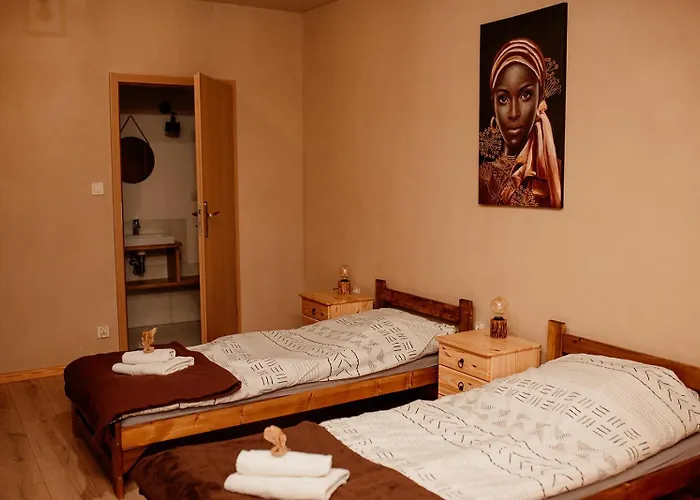 Kacze Bagno - Miejsce Inicjatyw Pozytywnych Hostel *